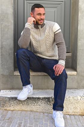 PULL DOUX ZIP
