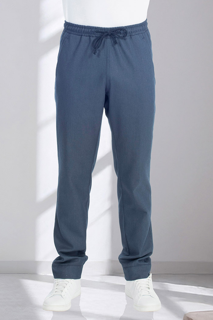 PANTALON AVEC LIEN DE SERRAGE